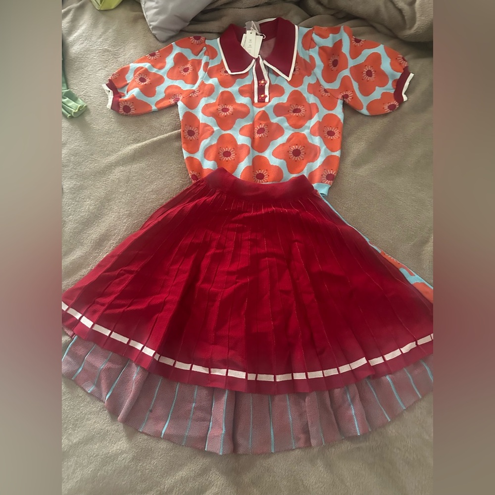 Striped Red Mini Skirt Set - Picture 2 of 3
